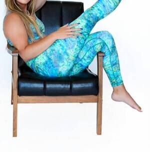 NEW LOVLEI elite printed leggings in abalone